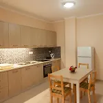 Tsoutsis شقة *