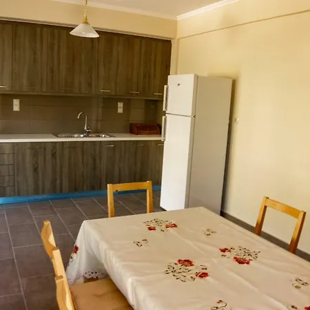 Tsoutsis Apartament *