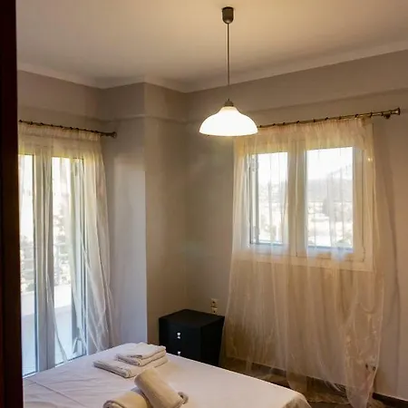 Apartment Tsoutsis *