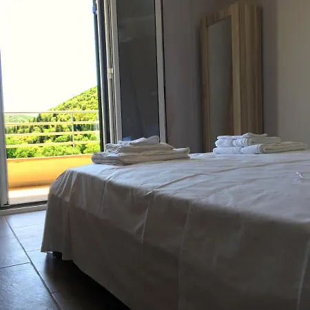 Apartment Tsoutsis