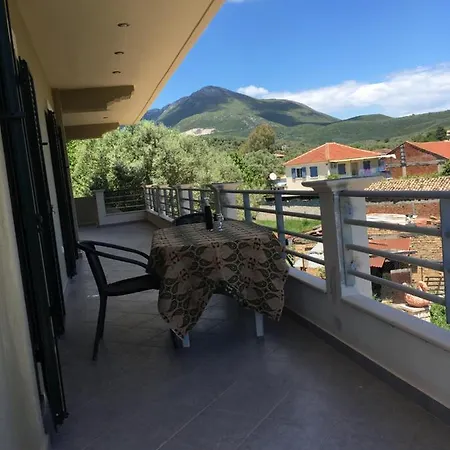 Tsoutsis Apartment Marantochori